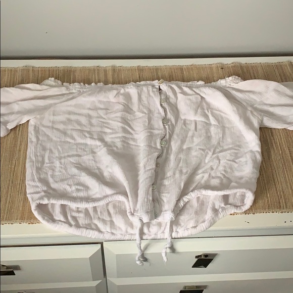 Off the shoulder, loose, white top - Picture 1 of 4